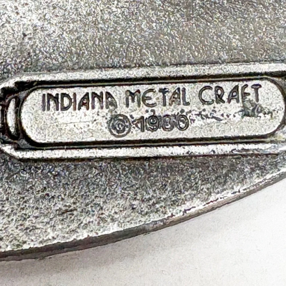 Indiana Metal Craft 1980 Vintage Deer Buck Enamel Belt Buckle Pewter Tone